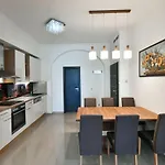 Na Náměstí 85 Apartmán