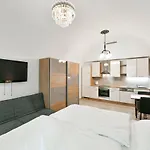 Na Náměstí 85 Apartmán