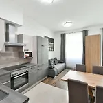 Na Náměstí 85 Jindřichův Hradec