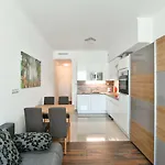 Apartmán Na Náměstí 85 *