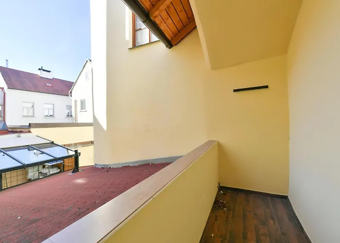 Appartement Na Namesti 85 Jindřichův Hradec